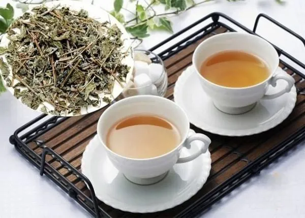 Xạ đen được sơ chế và phơi khô trước khi sử dụng